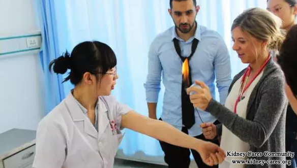 Medical Students from USA Speak Highly Of Chinese Medicine Treatments